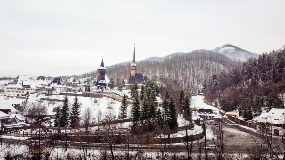Pensiunea Hai In Maramures Bîrsana Εξωτερικό φωτογραφία
