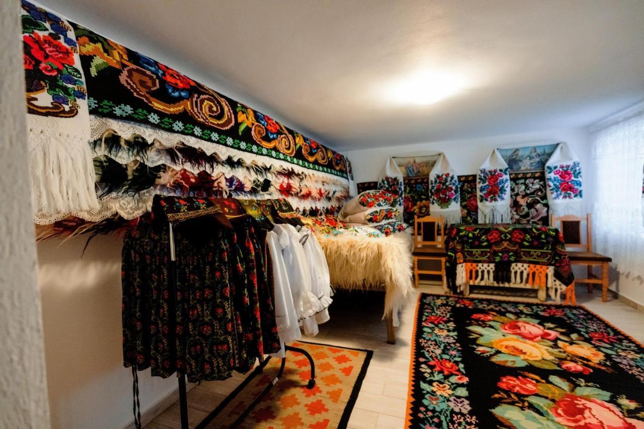 Pensiunea Hai In Maramures Bîrsana Εξωτερικό φωτογραφία